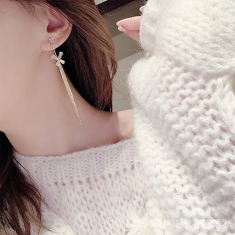 Khuyên Tai Dáng Dài Mạ Bạc 925 Hình Bướm Phối Tua Rua Cao Cấp Thời Trang Dành Cho Nữ