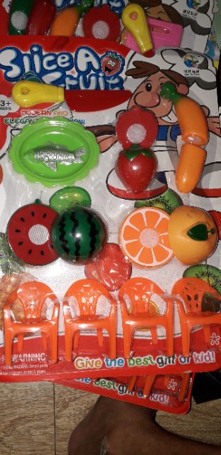 Bộ đồ chơi bếp trái cây và 4 chiếc ghế bằng nhựa No.416