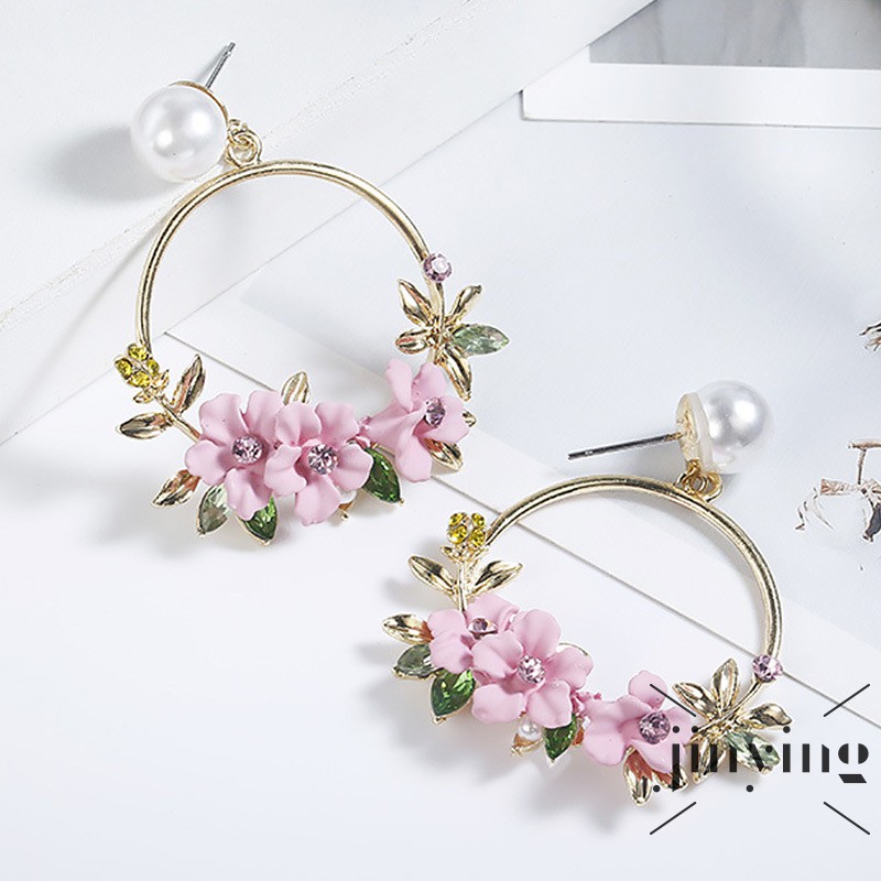 GETNOIVAS Khuyên tai hoa đính ngọc trai phong cách Hàn Quốc thanh lịch dành cho nữ