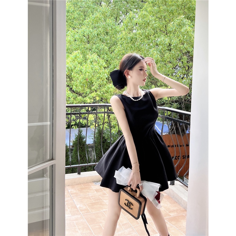Đầm Chữ A Sát Nách Cổ Tròn Dáng Rộng Màu Đen Phong Cách Pháp Thời Trang Mùa Hè Cho Nữ