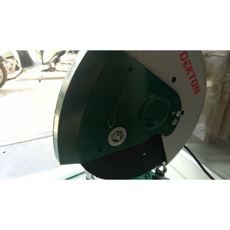 Cắt sắt DEKTON DK 350C  .công xuất 2500W