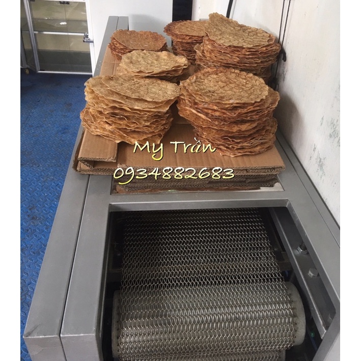 Bánh tráng chuối nướng