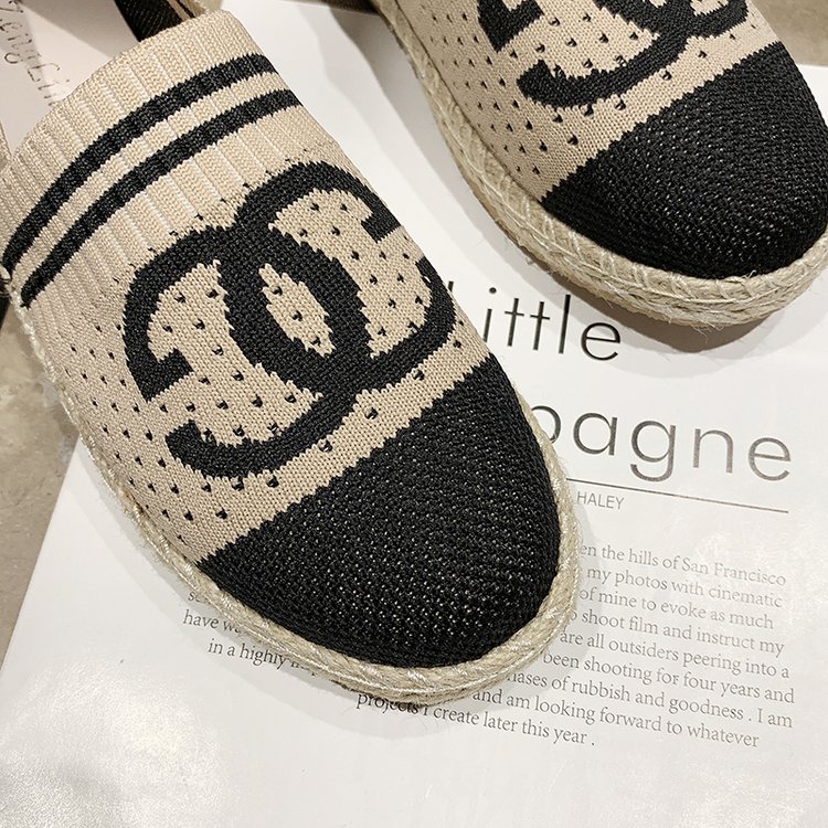 Giày Nữ Đế Bằng Mũi Tròn Thời Trang Cá Tính | BigBuy360 - bigbuy360.vn