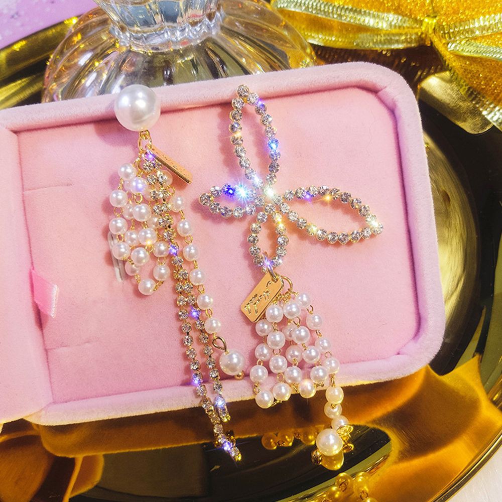 Hoa tai dáng dài đính đá và hạt ngọc trai mặt hình cánh bướm xinh xắn cho nữ