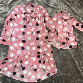 Set đầm đôi sơ mi cho mẹ và bé gái họa tiết xinh xắn