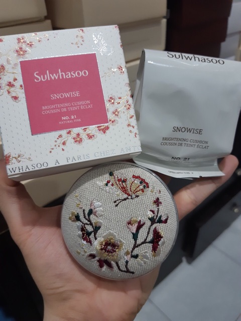 phấn nước sulwhasoo_perfecting_cushion_ex & brightening 2019