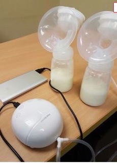 MÁY HÚT SỮA ĐIỆN ĐÔI REAL BUBEE (TẶNG 5 ỐNG BÓN SỮA VÀ BỘ CỌ BÌNH)