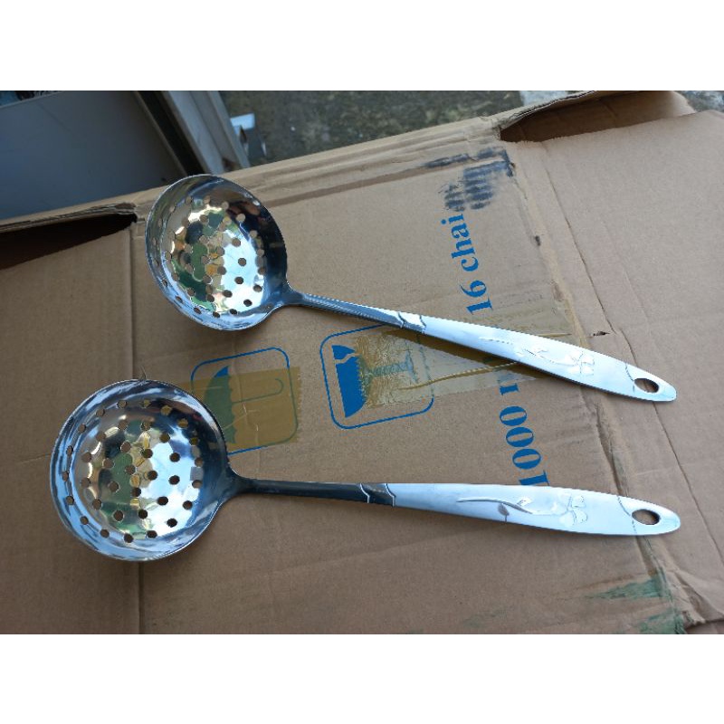 Vá inox lỗ cao cấp