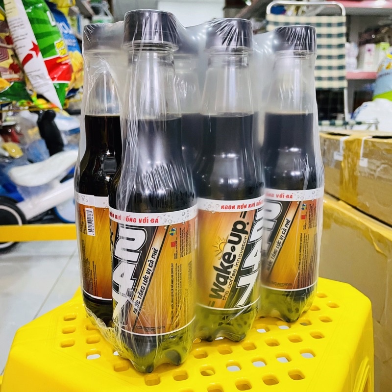 Nước tăng lực vị cà phê Wake Up 247 chai 330ml