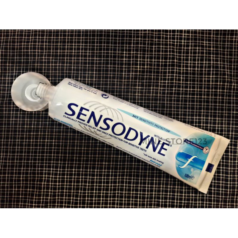 KEM ĐÁNH RĂNG SENSODYNE Thái Lan 100ml