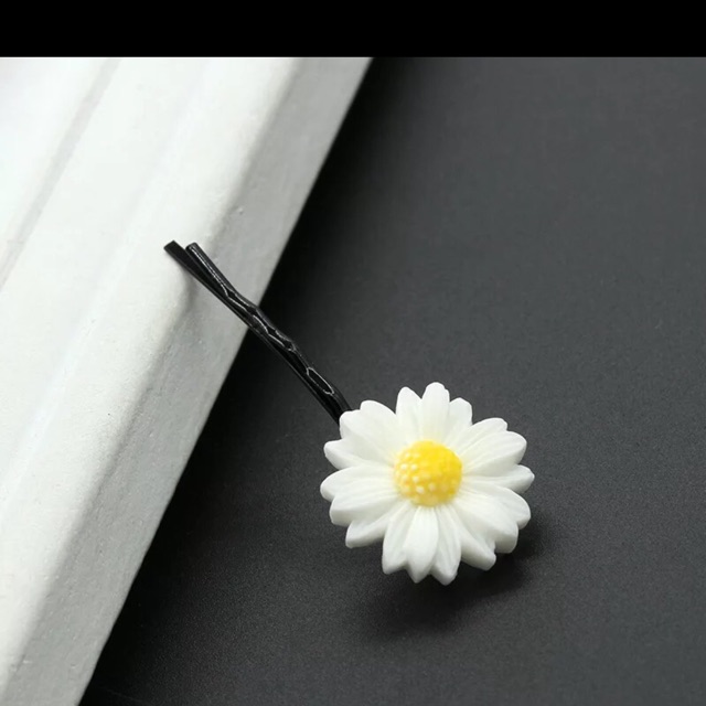Kẹp hoa cúc 1 bông 5k