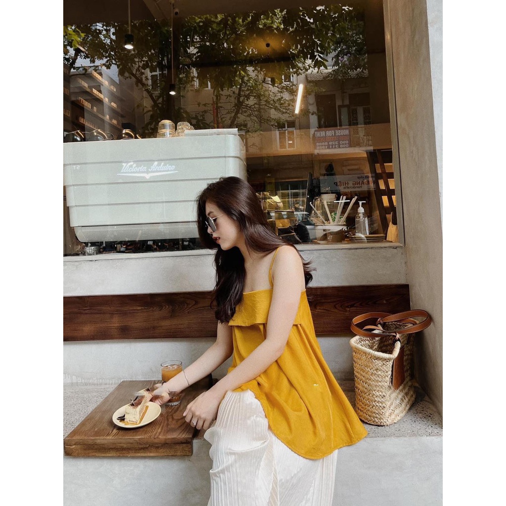 Áo 2 dây trễ vai dáng xòe viền ngực siêu xinh