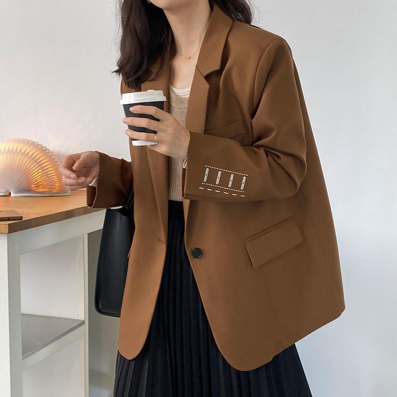 Embroidery design sense of suit jacket women's 2022 spring new advanced sense of leisure foreign style fried brown brown suit