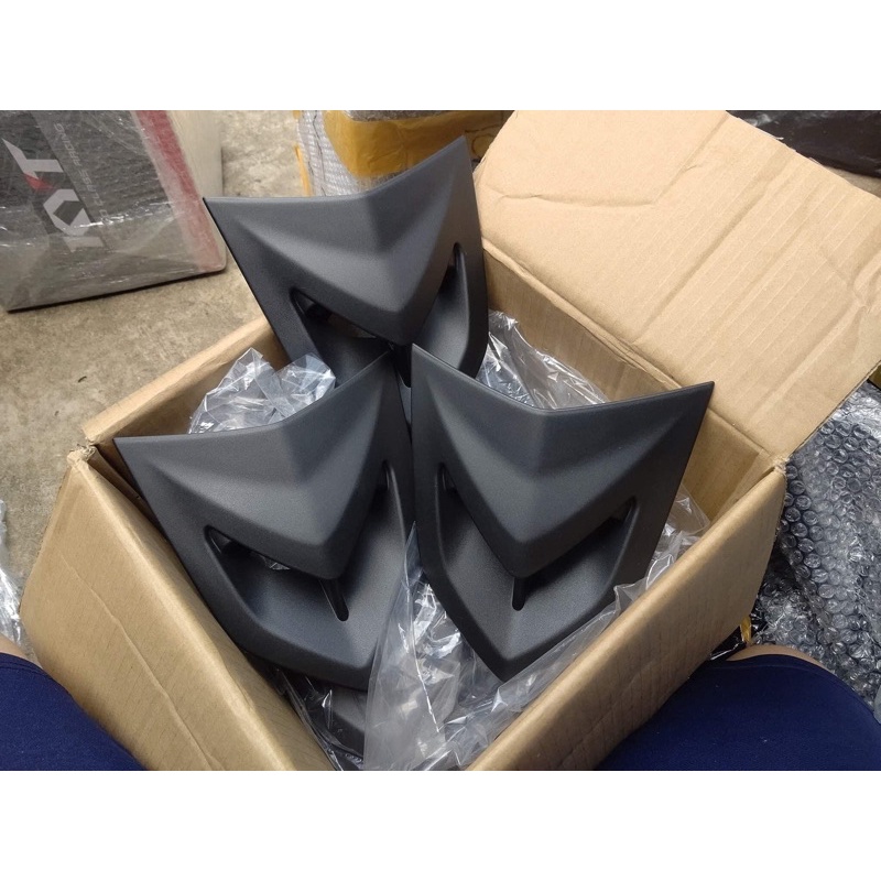 Ốp nạ Yamaha LC 135 V6 Exciter135