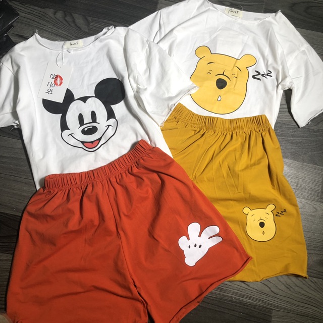 Bộ đồ hoạt hình xinh xắn