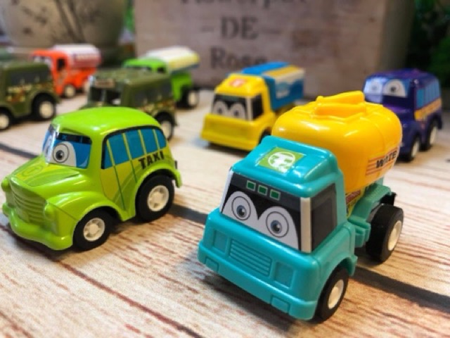 Giá sốc_Set 6 xe ô tô chạy đà cho bé