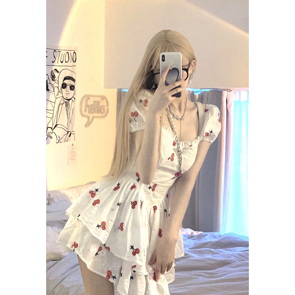 Đầm xòe tay bo phồng thời trang nữ thêu hình trái cherry 2022