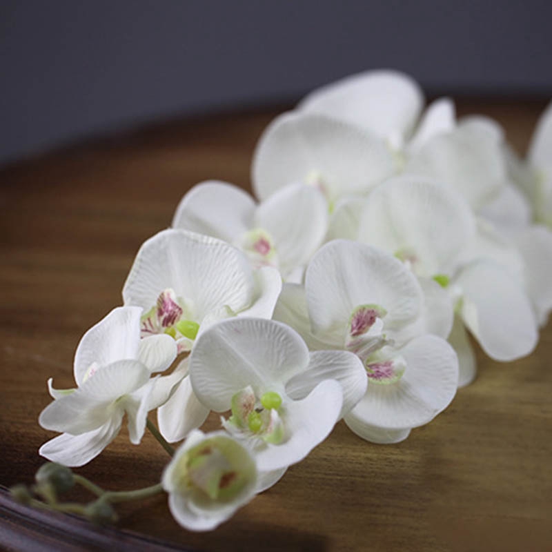Bó hoa giả 11 bông chi lan hồ điệp dùng để trang trí nhà cửa