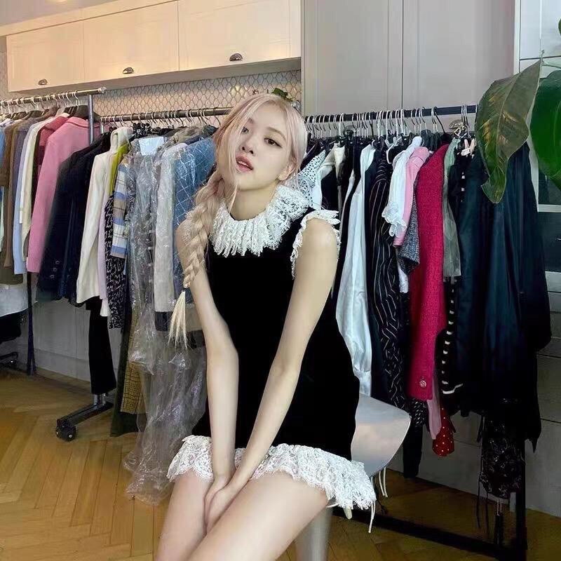 Váy nữ YSL phong cách mới hoạ tiết ren cổ và đuôi váy cổ lá sen không tay áo cực xinh