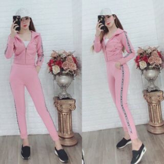 Set bộ thể thao nữ