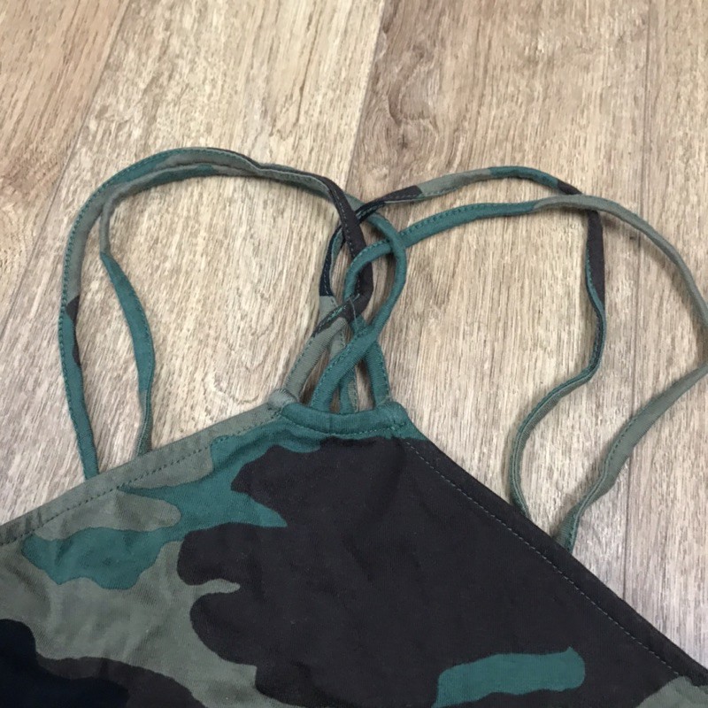 Pass áo croptop f21 new 100%