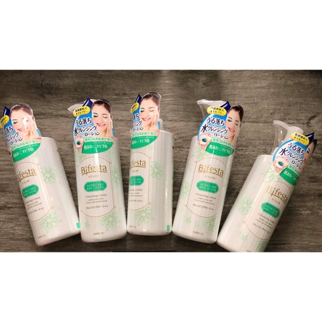 Tẩy trang dạng nước Bifesta