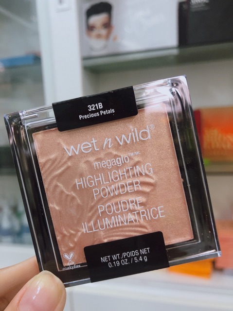 Phấn Highlight Wet N Wild