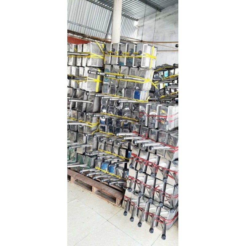 Sàn cát chuồng gà