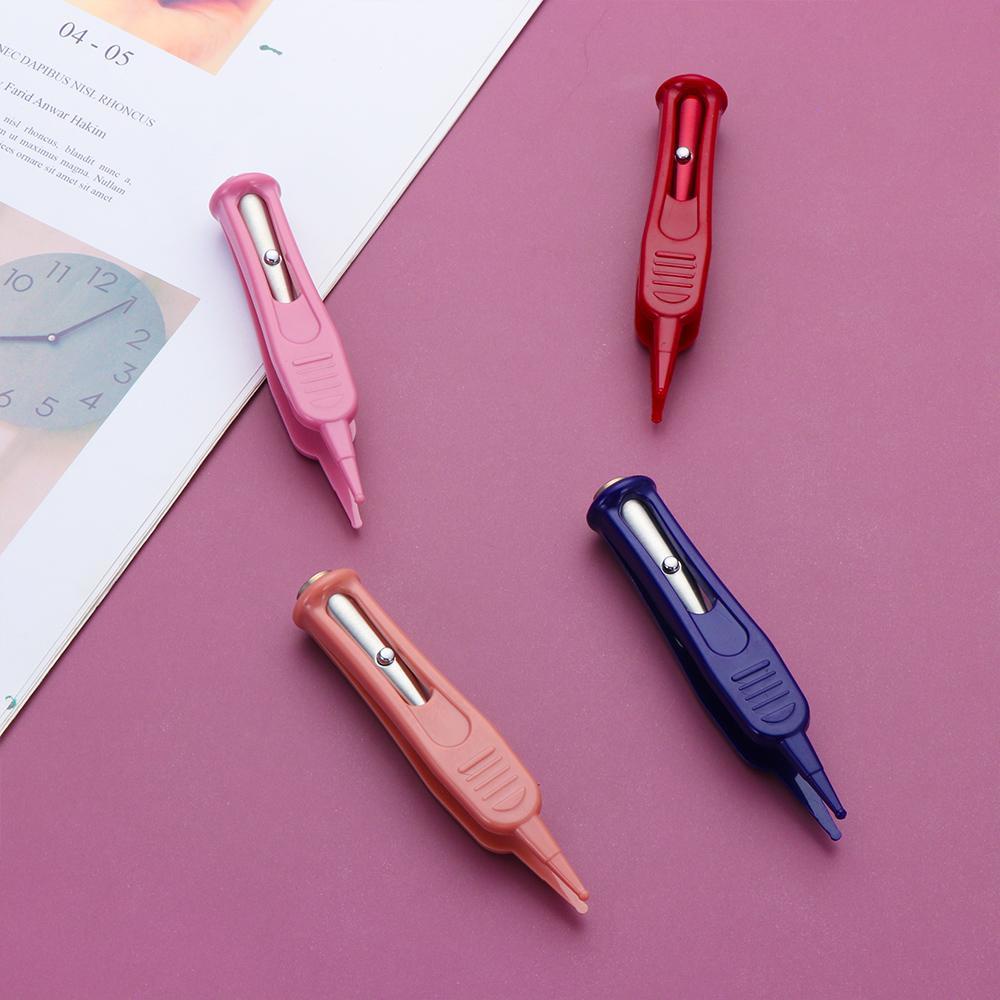 Nhíp Gắp Mũi Có Đèn LED Cho Bé