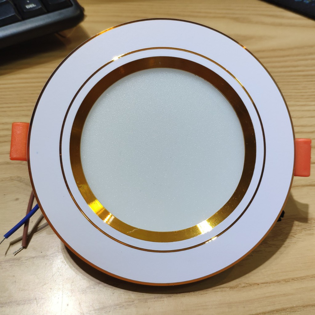 Đèn LED Âm Trần Viền Vàng GOLD - Độ Sáng 7 W - Tinh Tế Từng Đường Nét