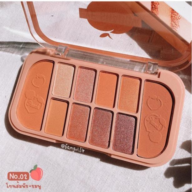 Set Trang Điểm Kiss Beauty Gồm 8 Ô Phấn Mắt + 2 Ô Phấn Má Tiện Dụng