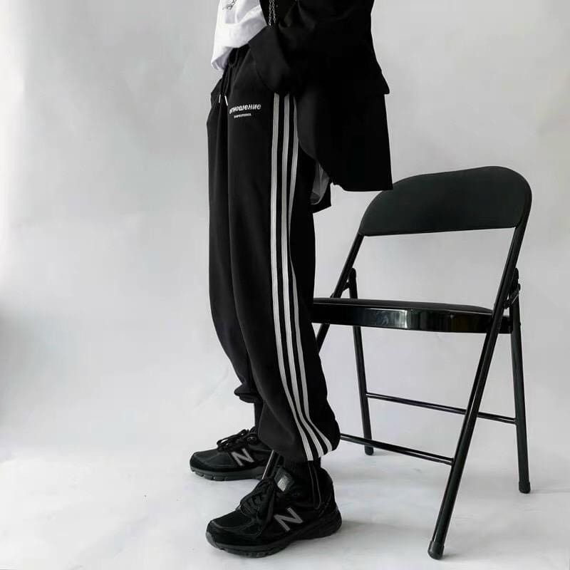 Quần ống rộng unisex ONEZ jogger thể thao bó chun OQ2 | BigBuy360 - bigbuy360.vn