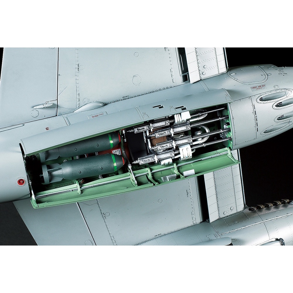 Mô hình máy bay quân sự 1/32 SCALE DE HAVILLAND MOSQUITO FB Mk.VI 60326 Tamiya