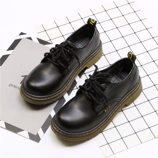 (Sẵn 35/40) Giày boots Dr Martens cổ thấp (form to lùi 1 size)