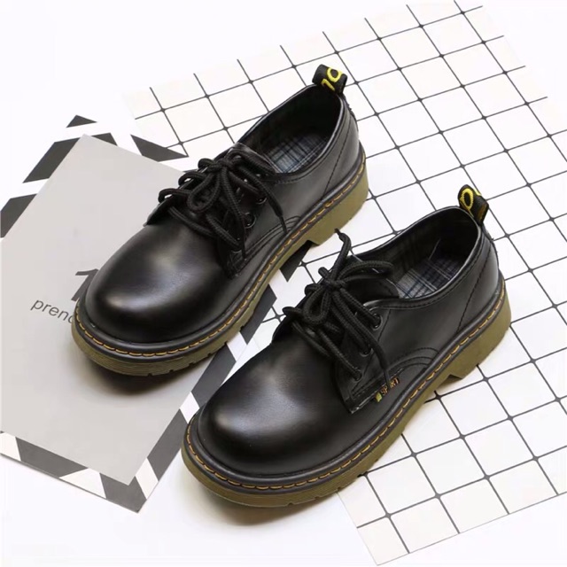 (Sẵn 35/40) Giày boots Dr Martens cổ thấp (form to lùi 1 size) | BigBuy360 - bigbuy360.vn