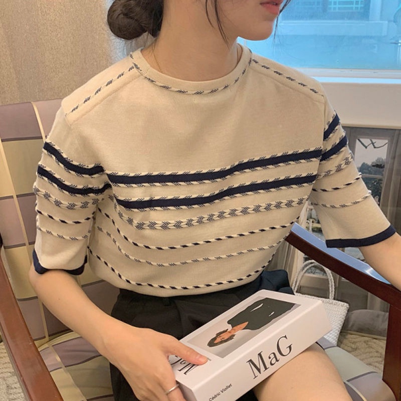 Áo Thun Nữ Sọc Ngang Màu Sắc Tương Phản Phong Cách Hàn Quốc