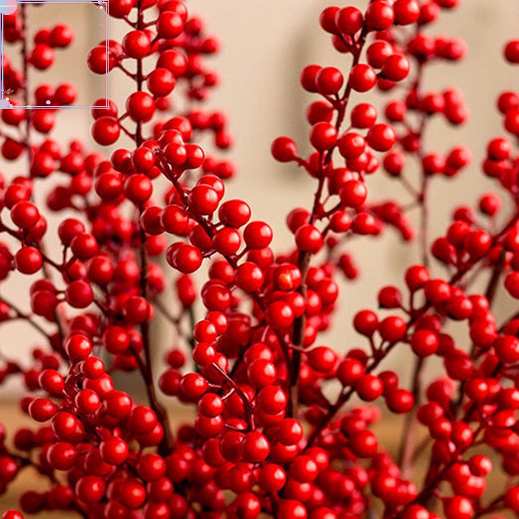 Nhánh quả berry giả màu sắc tươi sáng sống động dùng trang trí nhà cửa