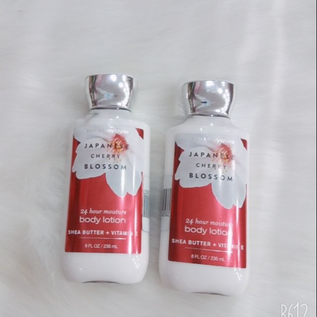 Sữa Dưỡng Thể Bath And Body Works Japanese Cherry Blossom Body Lotion 236ml U.S.A