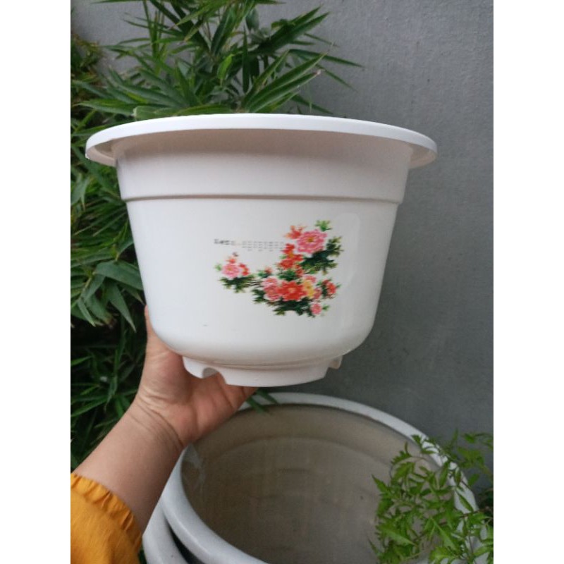 chậu nhựa bốn mùa trồng hoa mới về ĐƯỜNG KÍNH 24cm cao 16cm