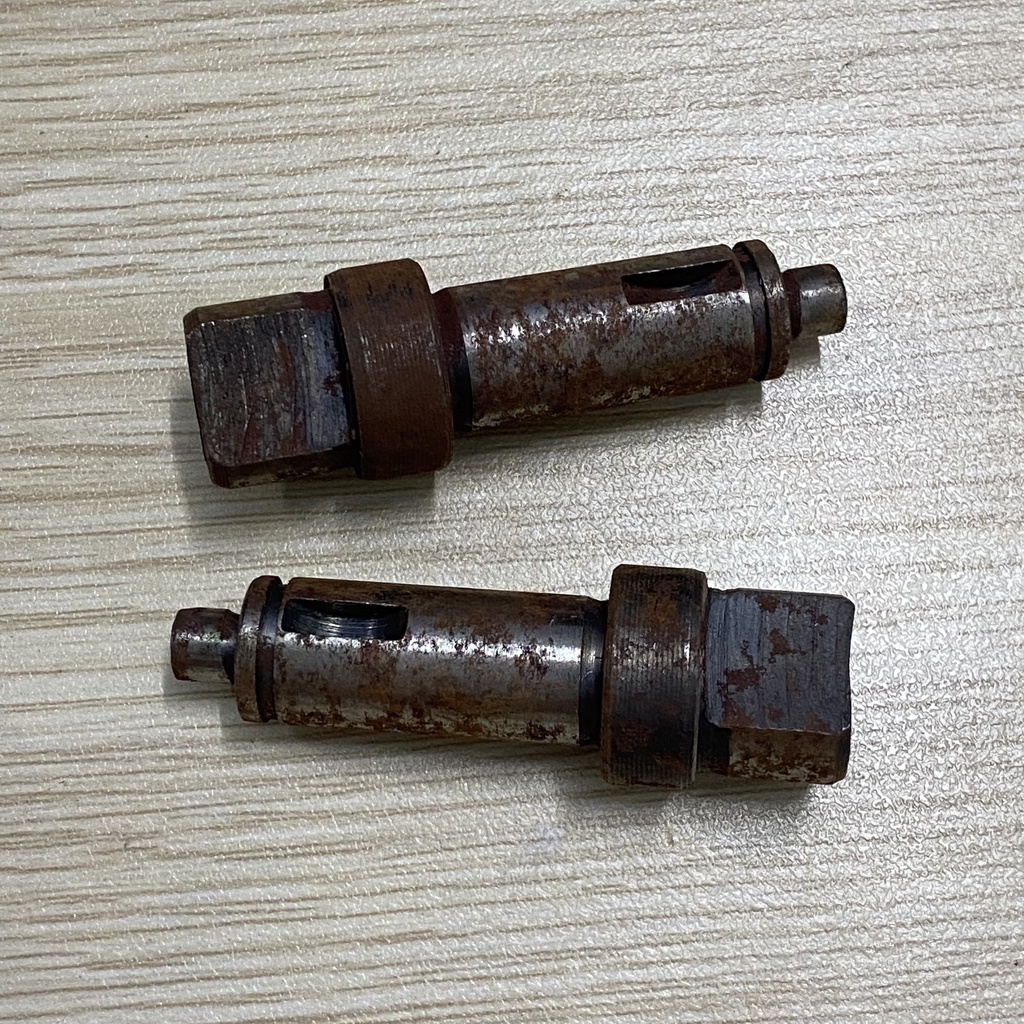 Trục - cốt cưa gỗ  Makita 5806 5704 ASM185 02-185 bằng thép - SPINDLE 322838-6