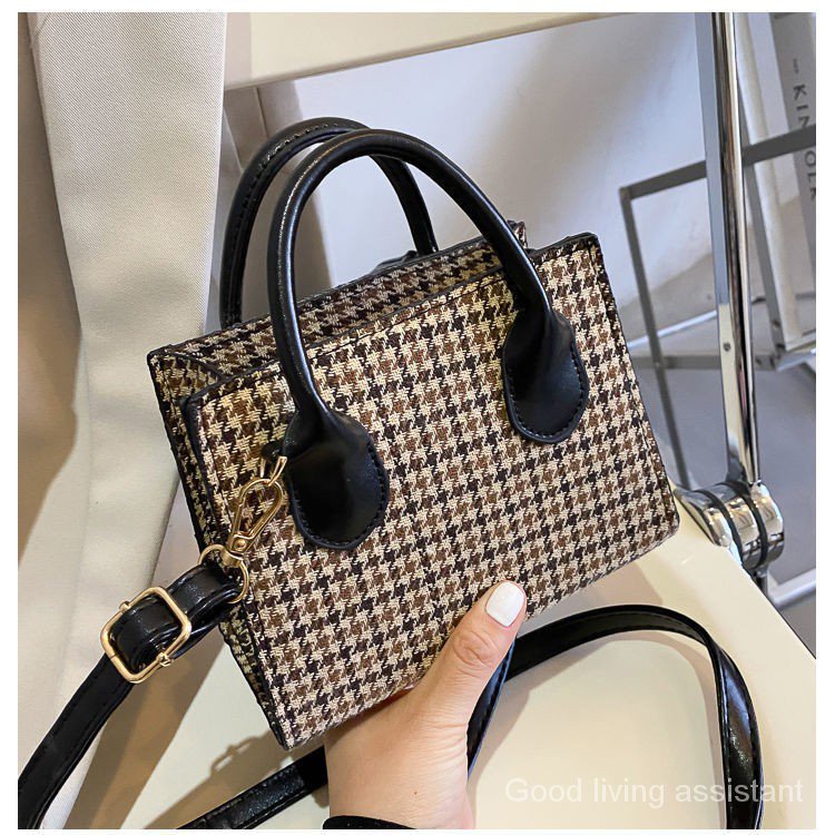 Túi đeo vai hình vuông nhỏ họa tiết răng cưa phong cách cổ điển thời trang Hàn Quốc thu đông 2023