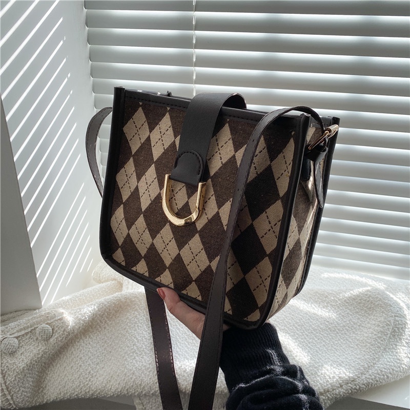 Túi Đeo Chéo Phong Cách retro Thời Trang Thu Đông Sành Điệu 2021