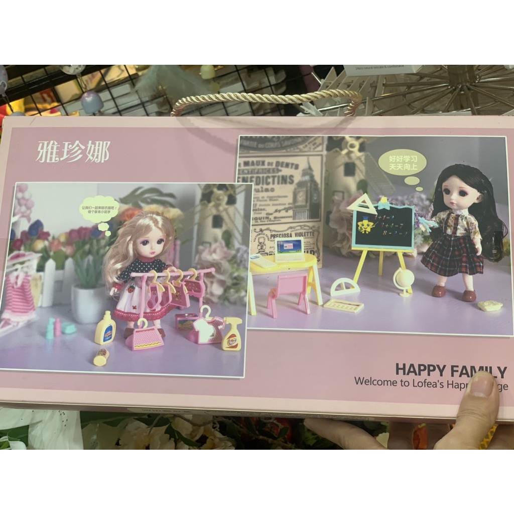 Bộ đồ chơi búp bê cửa hàng quần áo cho bé