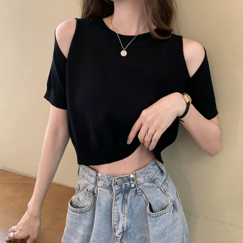  Sexy off-the-shoulder knit crop top for women