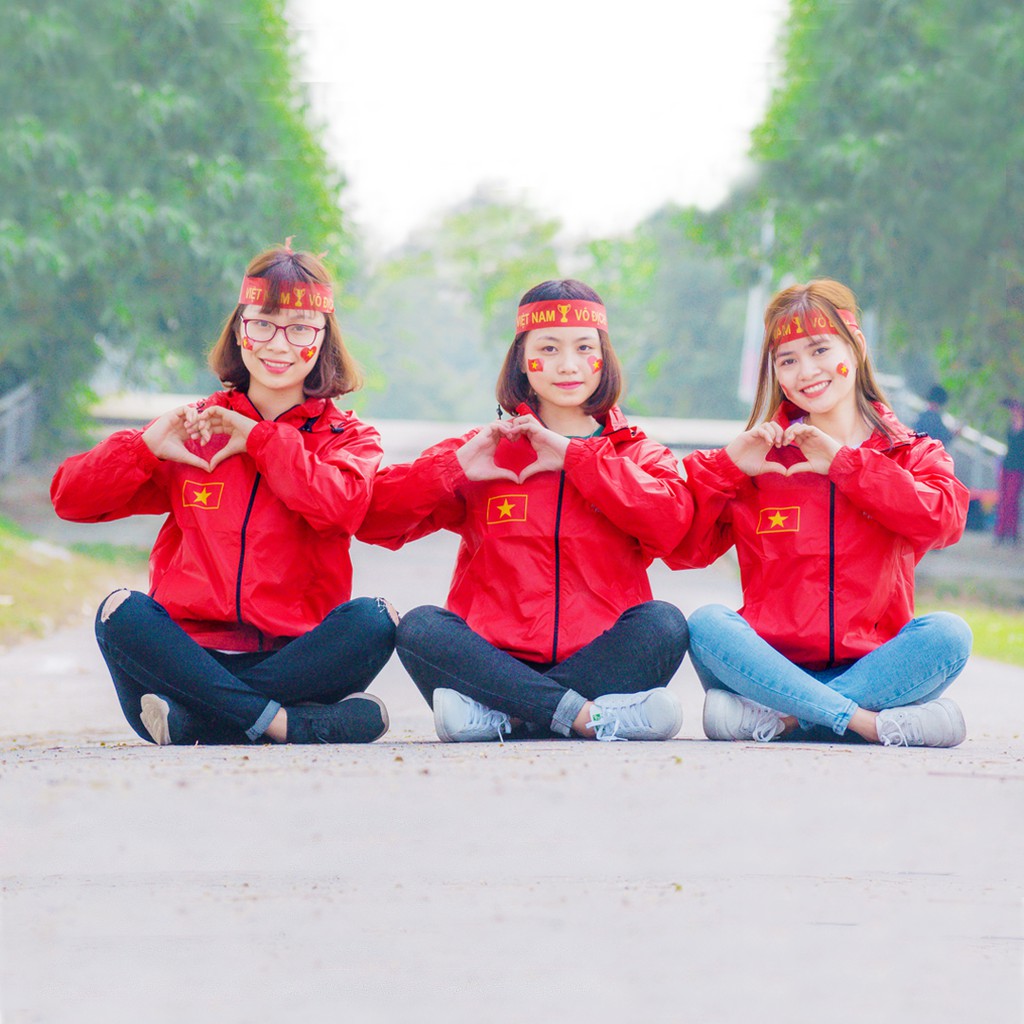 Áo GIÓ CỜ ĐỎ SAO VÀNG | Shopee Việt Nam