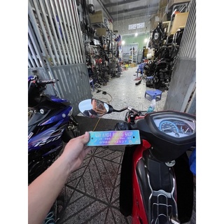 kính yaz xoay 360 độ ( gắn mọi loại xe máy )
