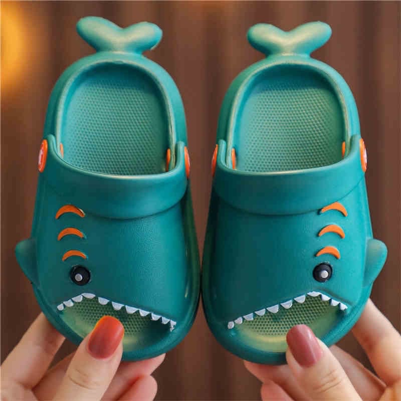 Dép Sục Cá Mập Baby Shark Cho Bé [HÀNG CAO CẤP], siêu nhẹ, chống trơn trượt