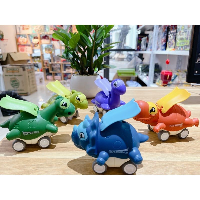 Khủng long siêu nhân ô tô chạy đà