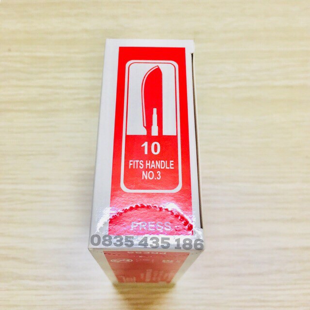 Hộp 100 lưỡi dao mổ Doctor số 10,11,12,15,20,21