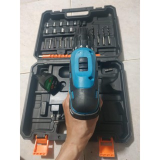 Máy khoan pin makita